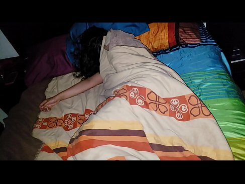 ❤️ Stepson berating a sua jovem madrasta enquanto ela dorme. ❤️ Porno vídeo em pt.myastro.top